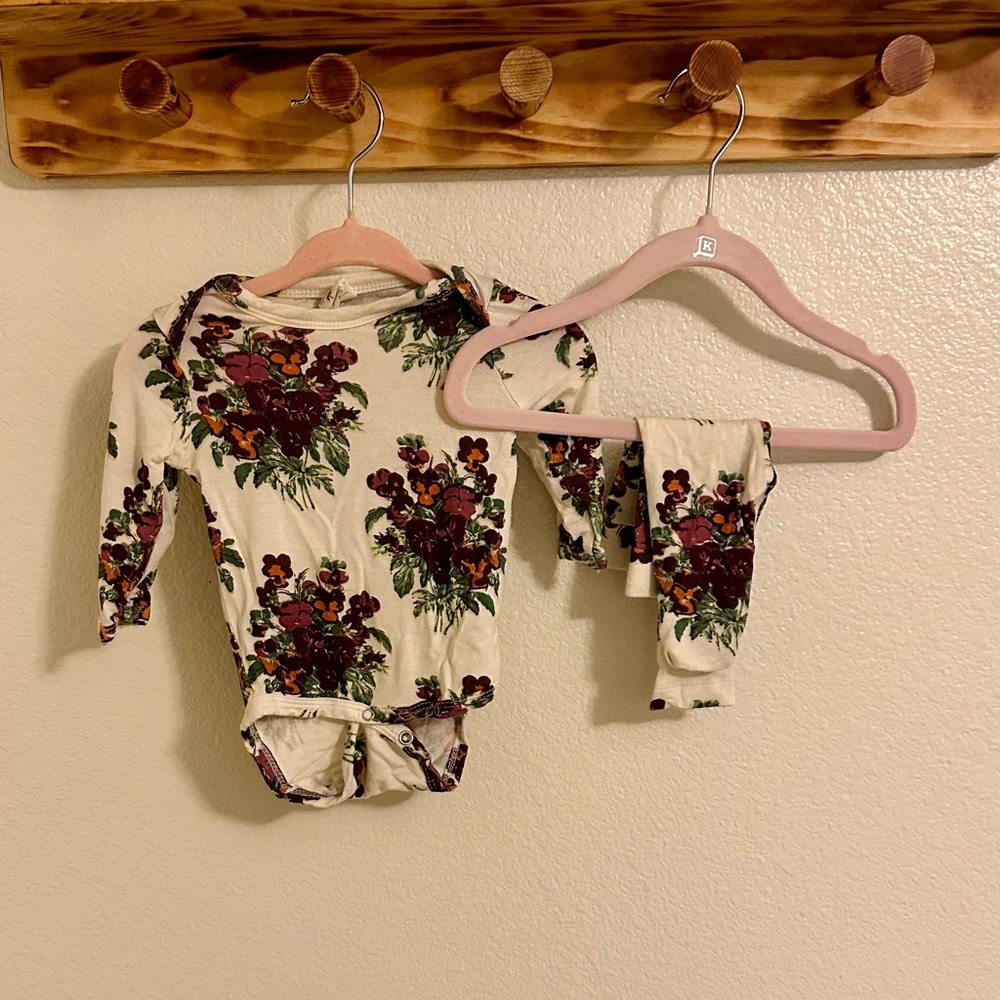 Kate Quinn Matching Set 🌸